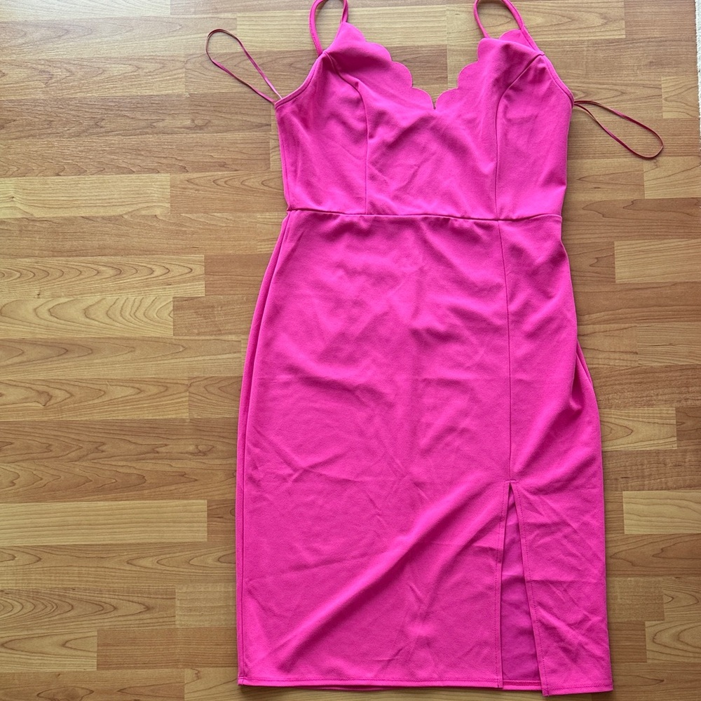 Socialite Hot Pink Scallop V-Neck Midi Dress